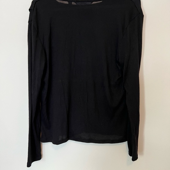 Long sleeve light knit top - Picture 2 of 3